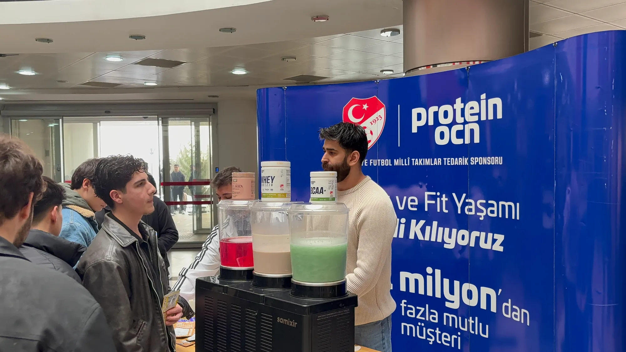 Spor Zirvesi'nde sponsor Protein Ocean standı